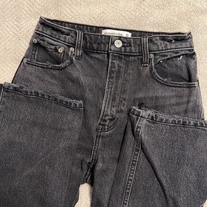 Abercrombie 90s straight ultra high rise